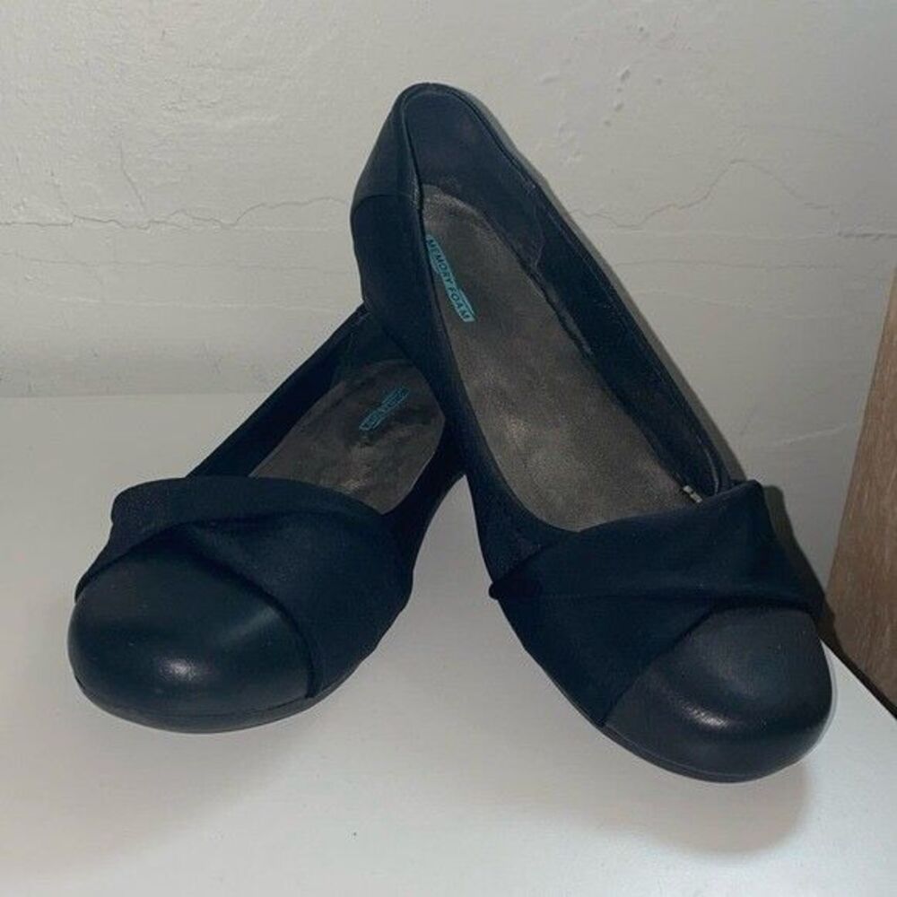 BareTraps Memory Foam Mitsy Fabris Twist Slip-On Round Toe Flats Black 8.5M